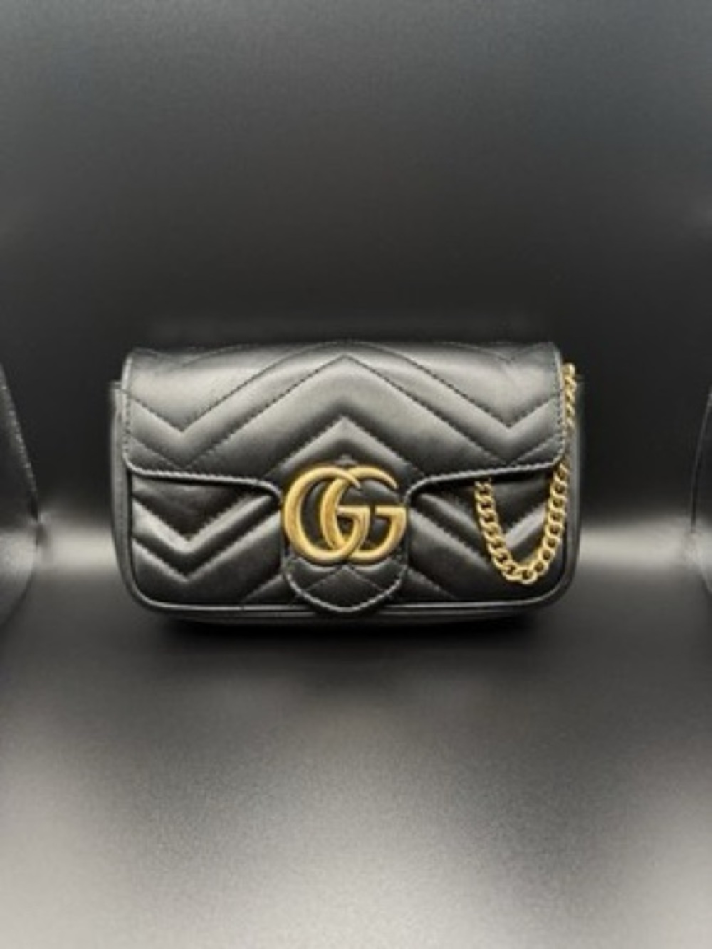 🖤⚫️Gucci Marmont Super Mini Crossbody with Gold Double-G